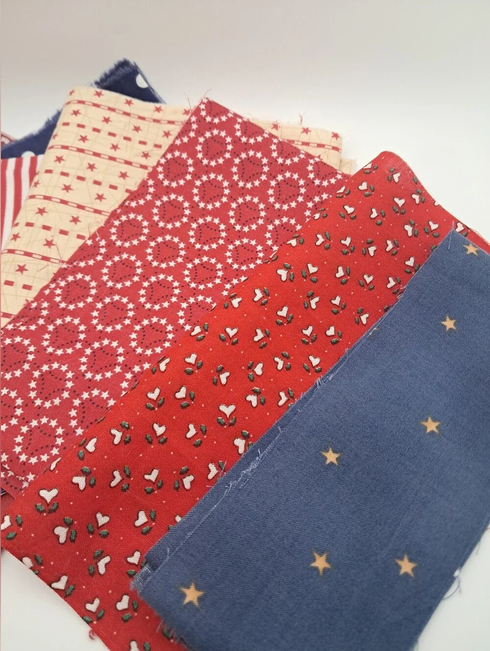Vintage Fabric Panel & Matching Scraps American Homestead Applique Farm Cow Pigs